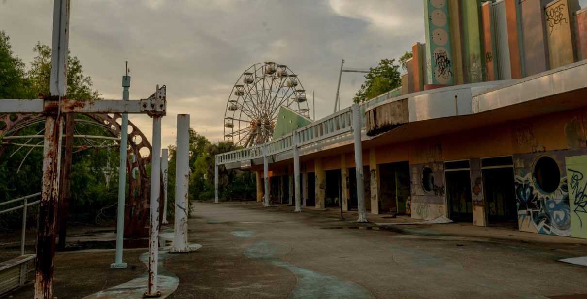 New Orleans Former Six Flags Park Is Finally Being Demolished 19 Years ...